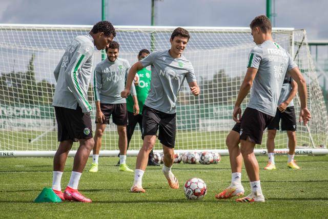 上海力克北控取十连胜 高诗岩三双山东胜天津