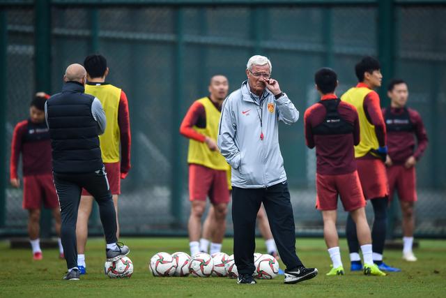 勇士一年合同签18年9号秀 上赛季场均7分