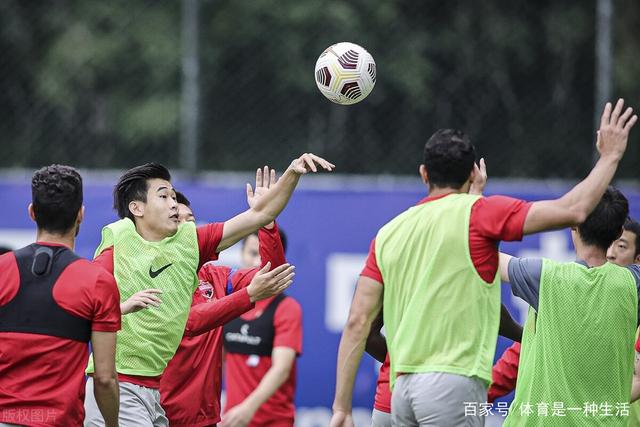 意甲-阿德利处子球吉鲁特奥破门 AC米兰3-1罗马