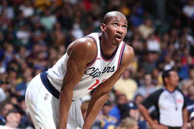 火箭险胜爵士豪取11连胜 独行侠险胜国王6连胜